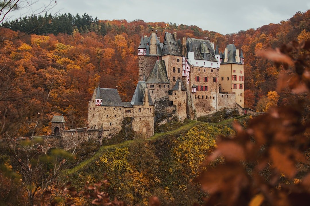 Wealthy Travelers Are Colonizing Fall — What It Means for Remote Workers' Shoulder-Season Deals