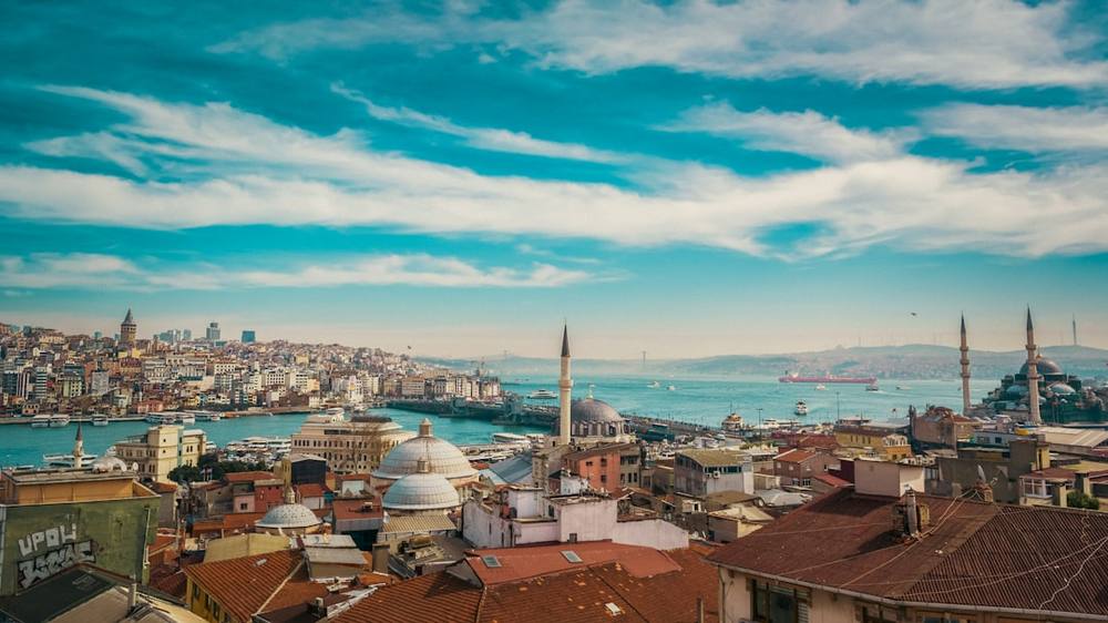 Turkey's Travel Tech Edge: What Nomads Should Know